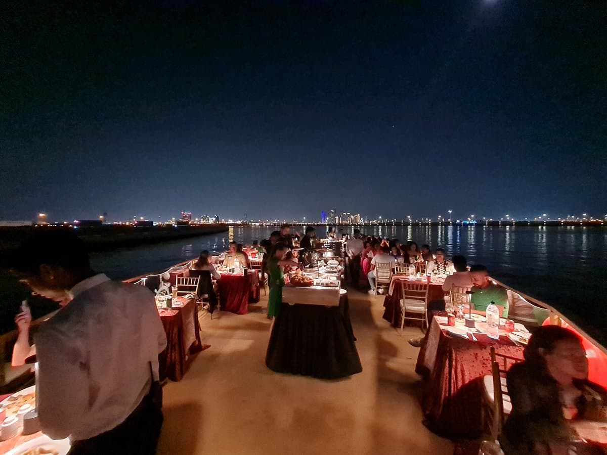 Luxury Canal Dhow Cruise - Image 4